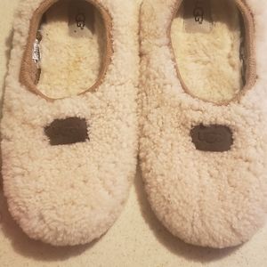 Ugg slippers